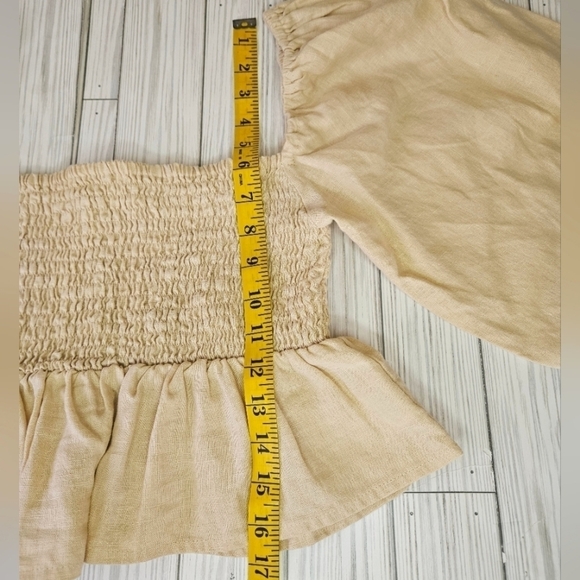 Faithfull the Brand Smocked Linen Crop Top with Peplum Hem in Sand Size 8 - Picture 11 of 12